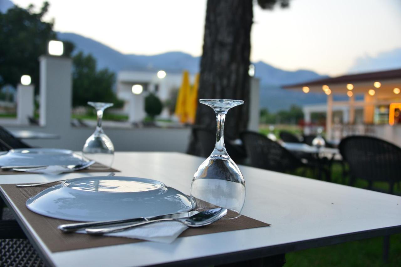 Dream Town Hotel&Restaurant Kemer Esterno foto