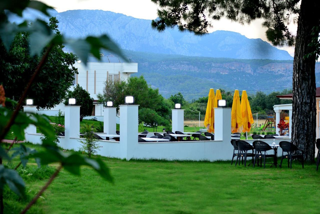 Dream Town Hotel&Restaurant Kemer Esterno foto