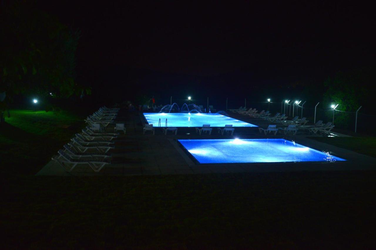 Dream Town Hotel&Restaurant Kemer Esterno foto