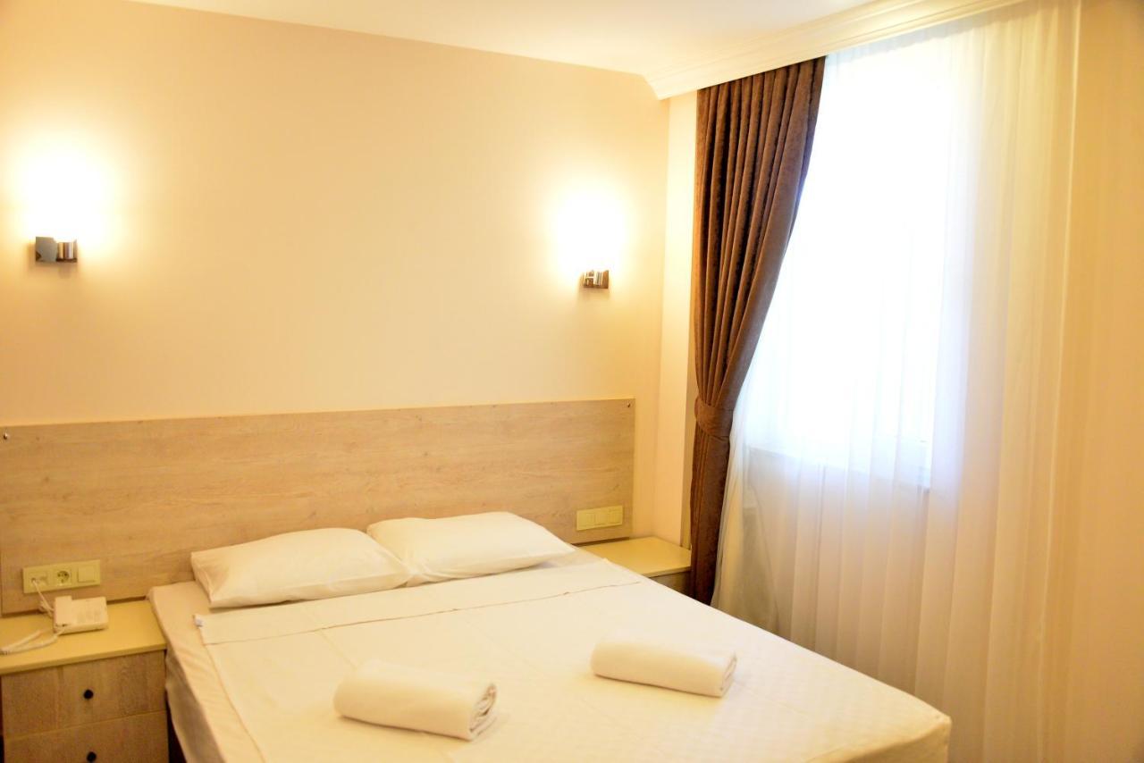 Dream Town Hotel&Restaurant Kemer Esterno foto