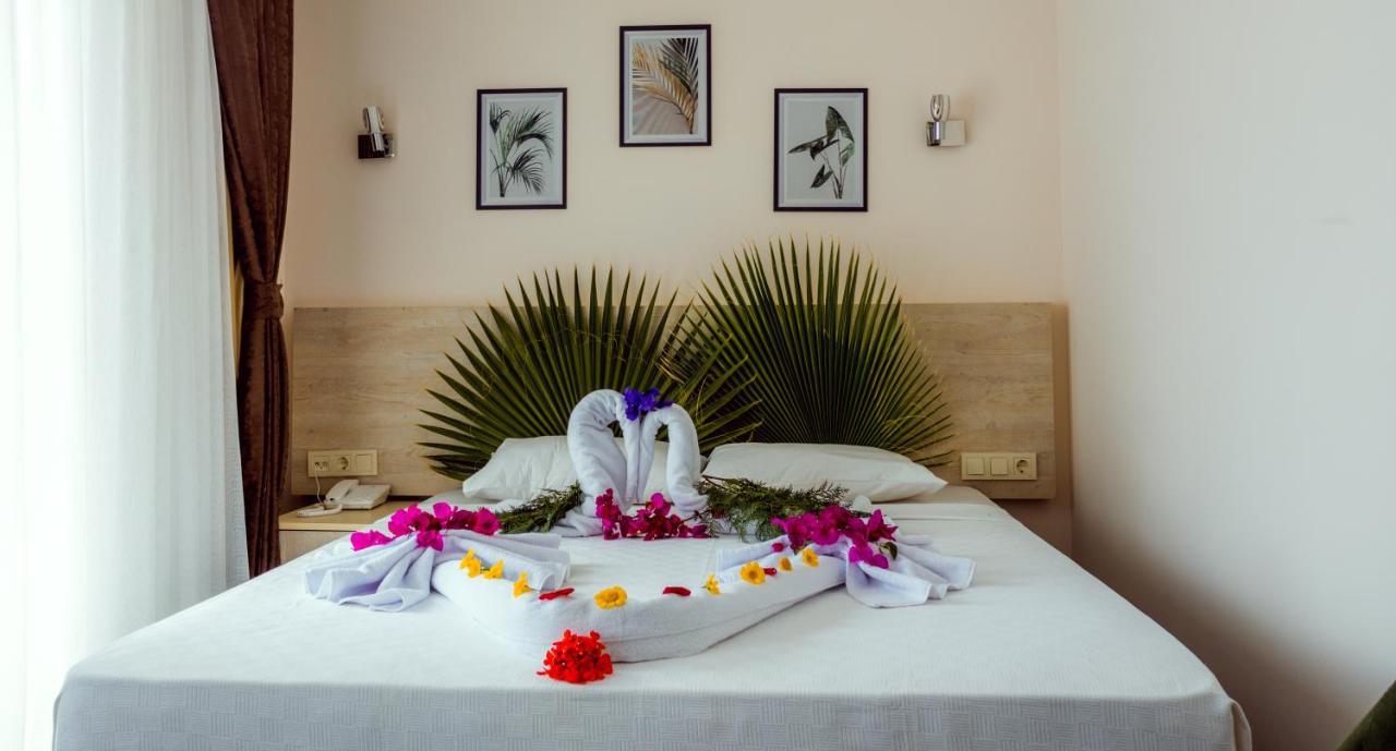 Dream Town Hotel&Restaurant Kemer Esterno foto