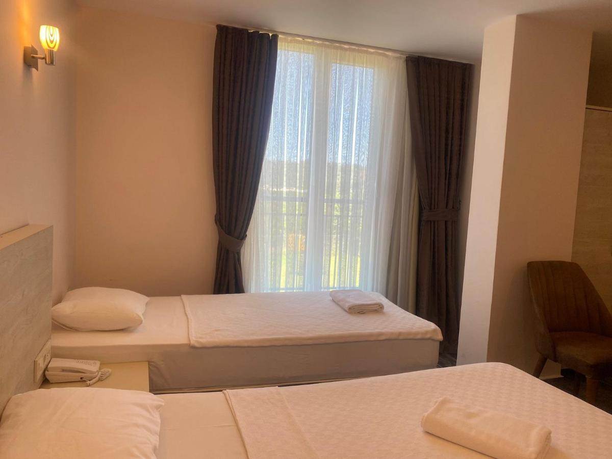 Dream Town Hotel&Restaurant Kemer Esterno foto