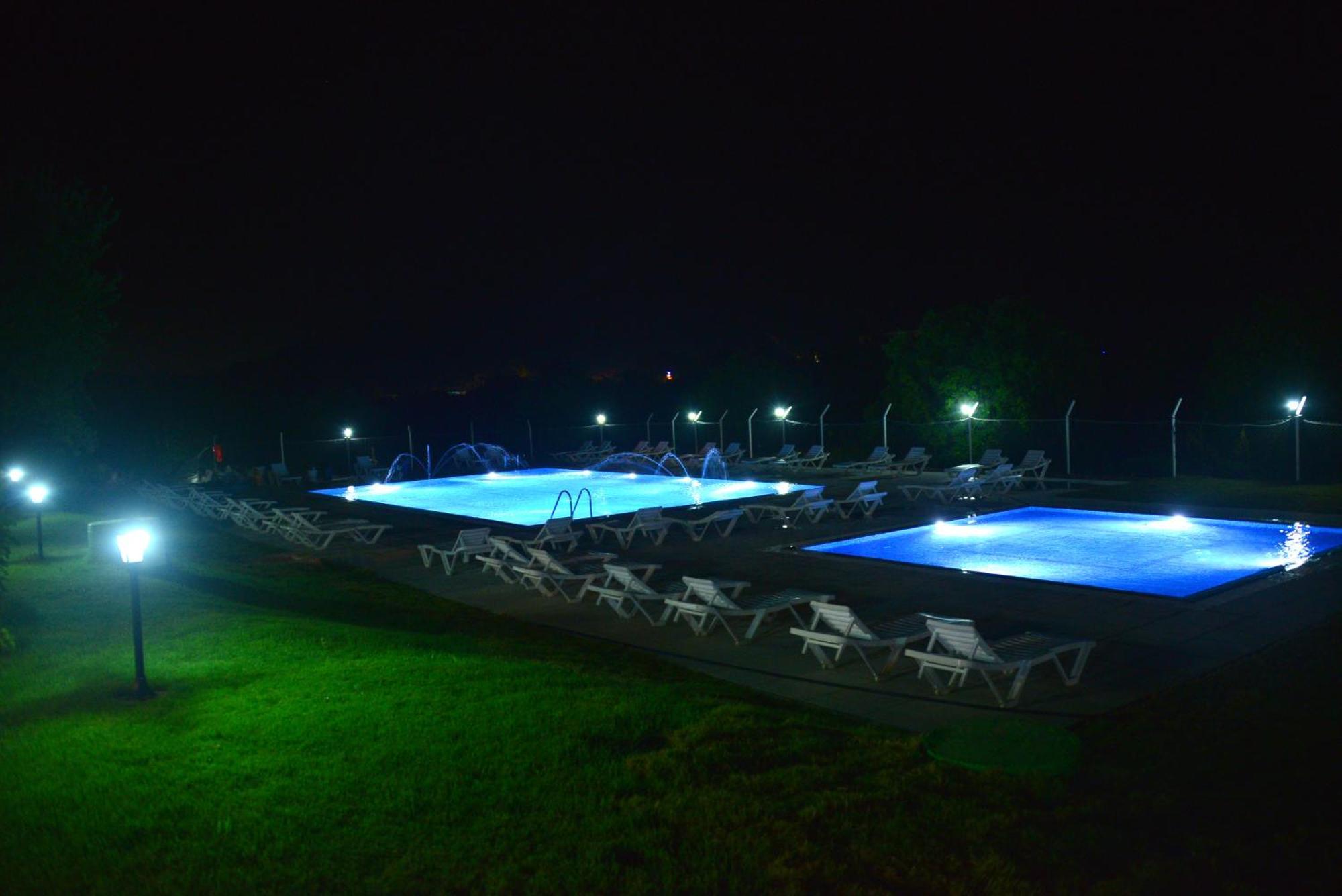 Dream Town Hotel&Restaurant Kemer Esterno foto